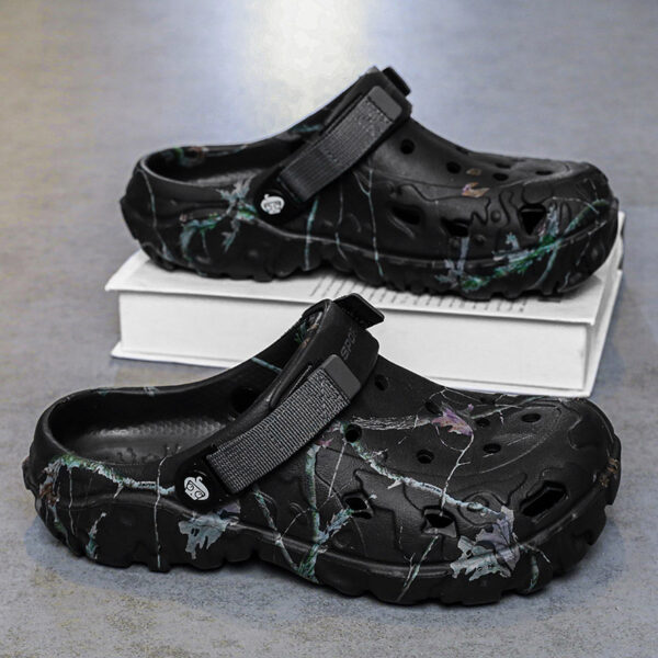 Fashion Plus Size Closed-toe Slippers Men - Image 3